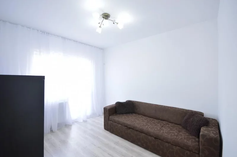 Aparatorii Patriei metrou, Metalurgiei, garsoniera moderna, bloc nou
